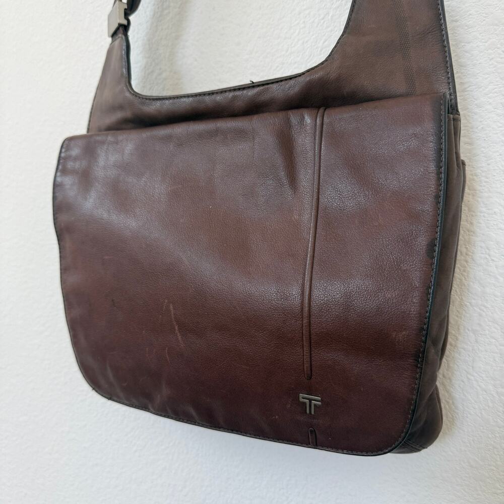 TUMI Leather Messenger Crossbody Bag Brown Adjustable Strap‎ Travel Work - Picture 3 of 13